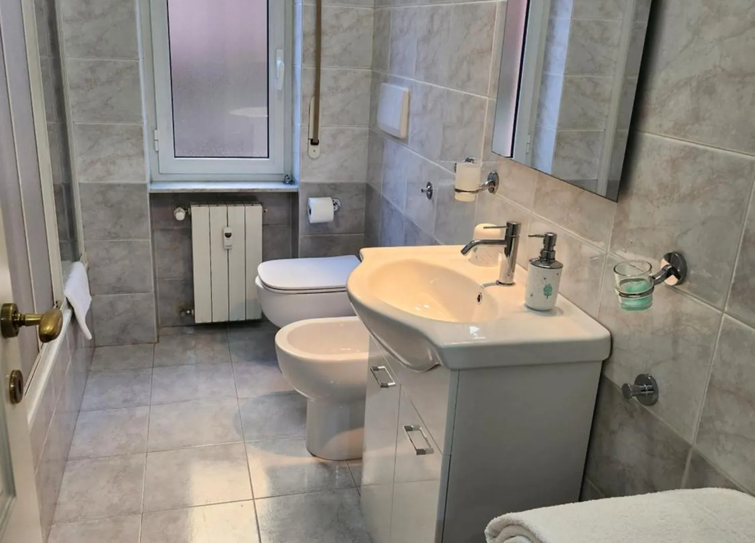 La Casa Di Ari Vicinissimo Ospedale Gaslini Genova Lägenhet  Genua
